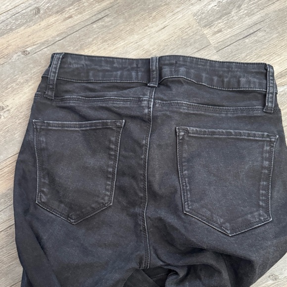 Excellent condition. No flaws - Picture 2 of 3